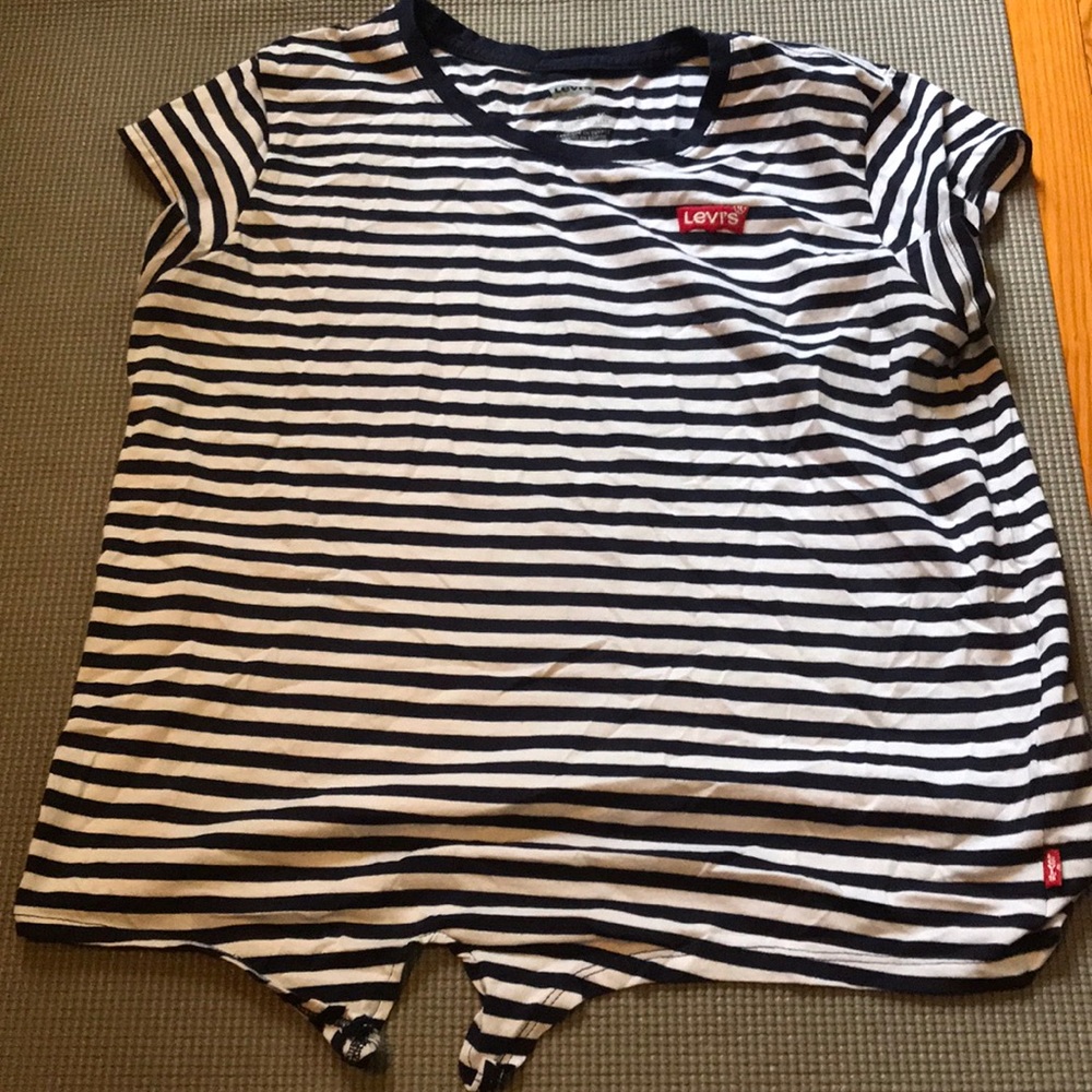 Levi’s shirt